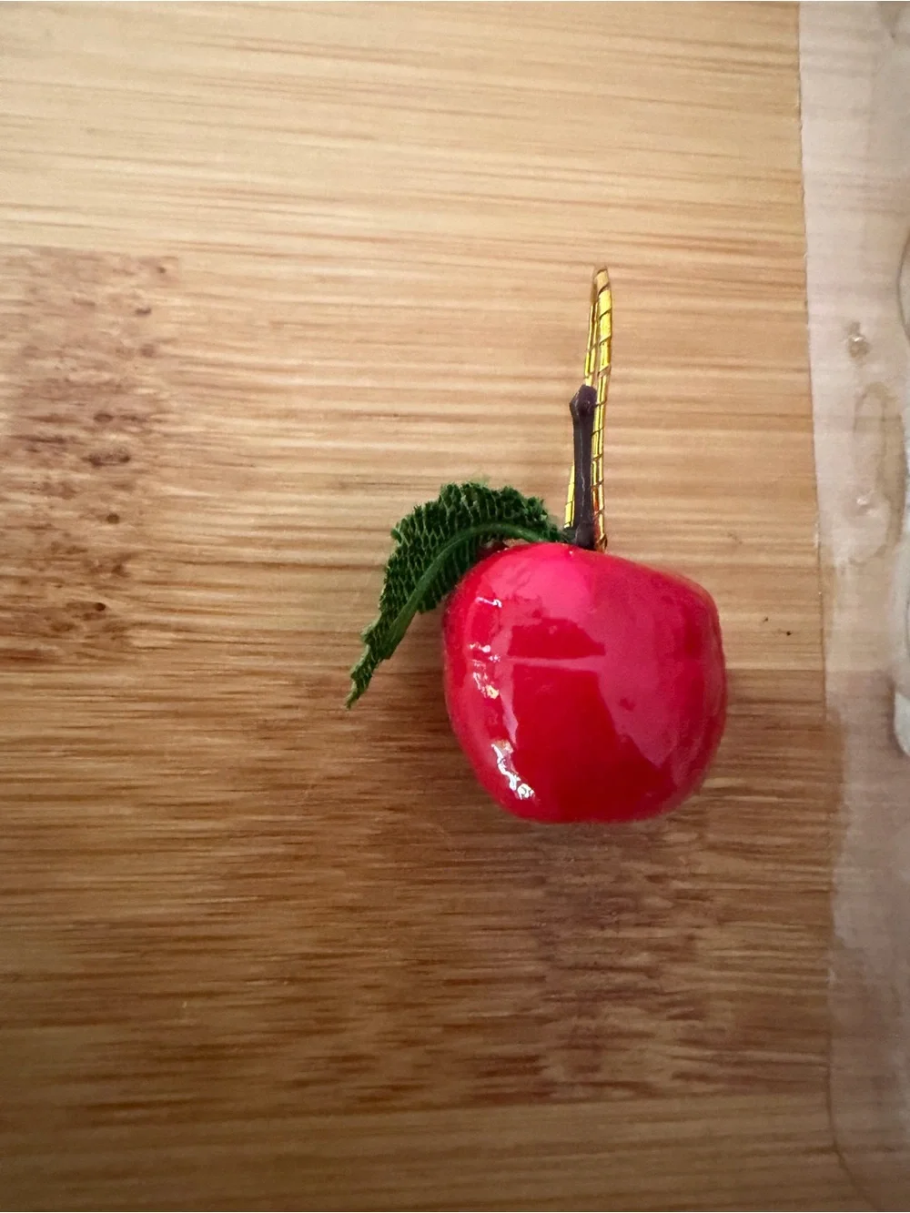 Vintage Miniature Red Apple 15mm. Set of 8 Made in Taiwan Dollhouse Accessories